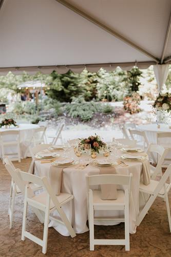 60" Round Table with White Wedding Folding Chairs