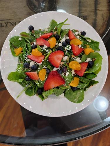 Gallery Image salad_-_Berry_Spinach.jpg