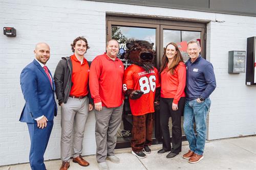 Gallery Image Team_Photo_2.jpg