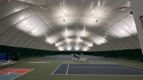 State-of-the-art lighting provides full and even brightness at the highest possible light levels 