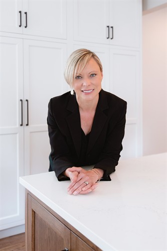Gallery Image headshot_kitchen.jpg