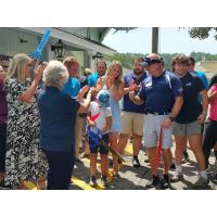 Hurricane Juel's Ribbon Cutting Event