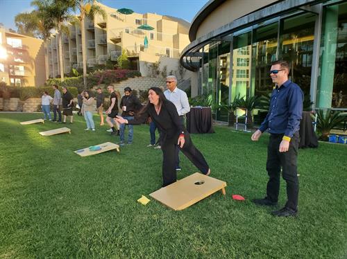 Gallery Image Team-Building-Leisure-Games-Cornhole.jpg