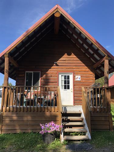 Cabin with 2 bdrm Cabin with 2 bdrm
