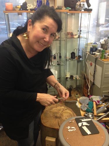 Jody Sachs creating jewelry