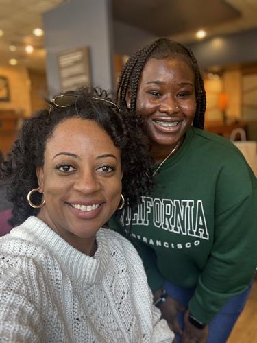 Gallery Image Alexandria_and_Fredica.jpg