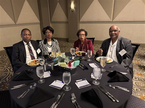 Gallery Image 3fe06d11-59e1-4ce5-bf1e-bd8c7409384f.jpg