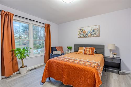 5 Private Bedrooms 5 Private Bedrooms