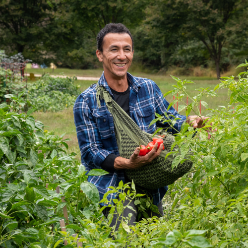 We work with dozens of local farms to get fresh food to our community. We work with dozens of local farms to get fresh food to our community.