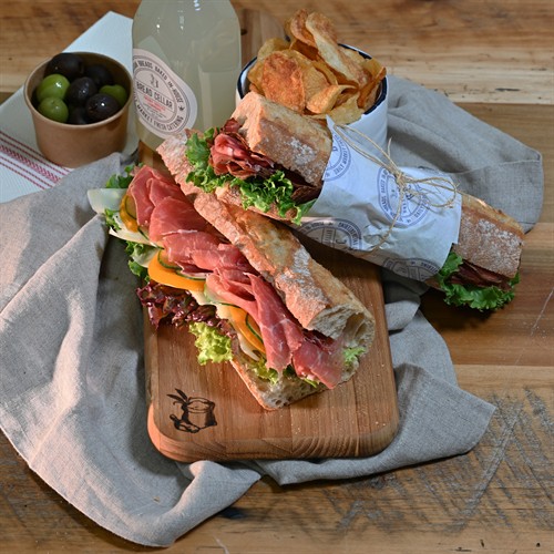 Gallery Image BC_Sandwich_Layout_Horizontal_2.jpg