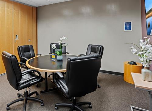 Gallery Image Oak_Small_Meeting_Room.jpg Gallery Image Oak_Small_Meeting_Room.jpg