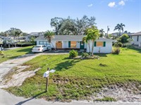 Amy Badiali - Heidi Schrock Team - Re/Max Palm Realty - Port Charlotte