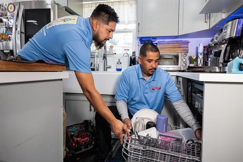 Gallery Image RepairTechatMarcyBrowePhoto-138.jpg Gallery Image RepairTechatMarcyBrowePhoto-138.jpg