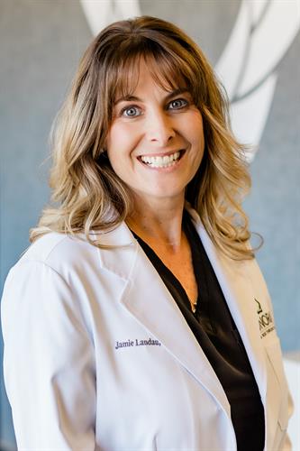 Dr. Landau 