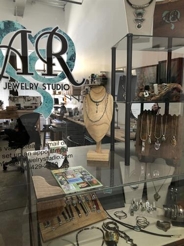 AR Jewelry Studio