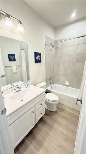 Clean design, flawless upkeep — a reflection of Blue Herron Properties’ professional management.