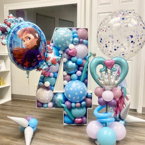 Frozen Themed Balloon Mosaic, Centerpiece, Confetti Jumbo and Foil Balloon