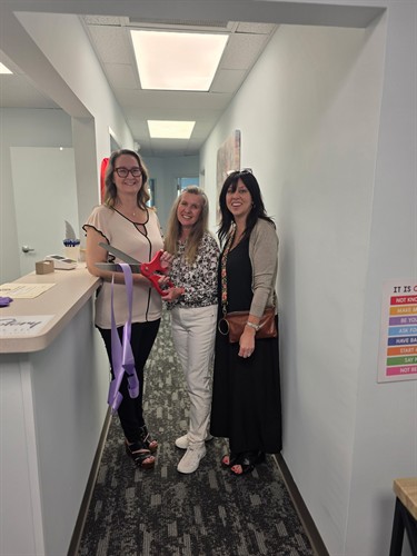 Gallery Image Ribbon_cutting.jpg
