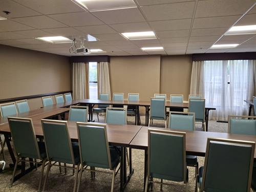 Meeting Room-holds 30 people