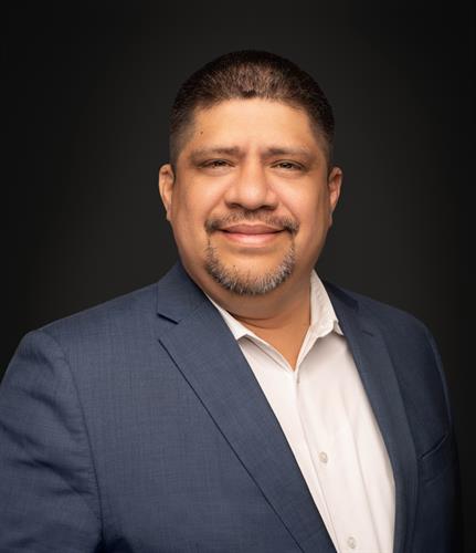 Gallery Image RZ_headshot.jpg