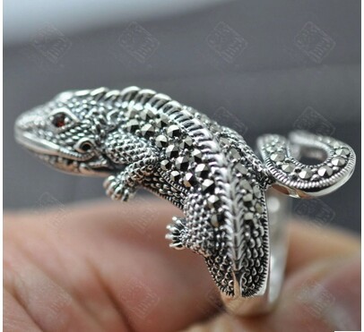 Gallery Image 925Sterling-Silver-Ladies-personalized-rings-lizards-finger-rings-inlaid-Marcasite.jpg