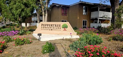 Gallery Image PepperTree_Monument_Sign_3.jpg