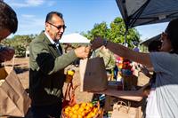 Volunteers - Ventura County Farm Day