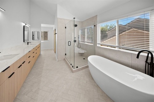 Bathroom remodel in Thousand Oaks by RnD Builders