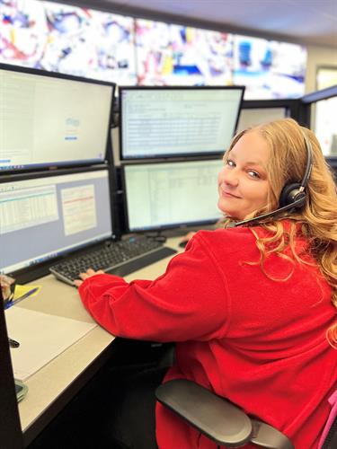 Holmes Security offers the only UL Listed 5-diamond central monitoring station in Eastern NC  Holmes Security offers the only UL Listed 5-diamond central monitoring station in Eastern NC