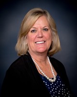 THE COMMON MAN’S CINDY BATES WINS NATIONAL  ‘SPIRIT OF CHART’ AWARD