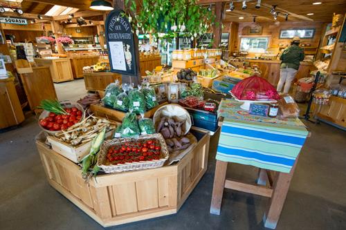 Our farm market offers wonderful fresh produce, baked goods and more.