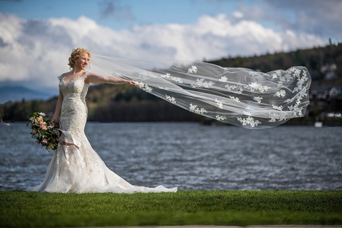 Lake front weddings
