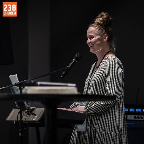 Lindsay Simmons leading worship at 238 Church in DeForest WI