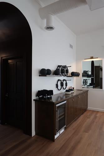 Gallery Image Studio_Photo2(1).jpg
