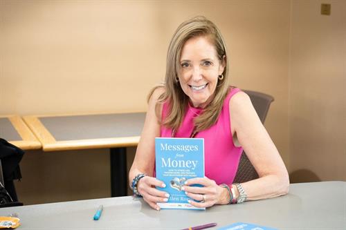 Gallery Image a3k6AX9D.jpeg