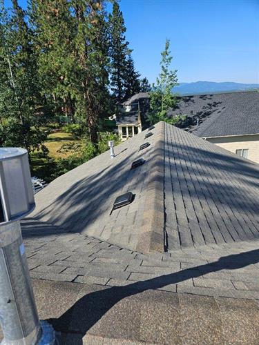 Roof Replacement w/ Malarkey Highlander in Weathered Wood