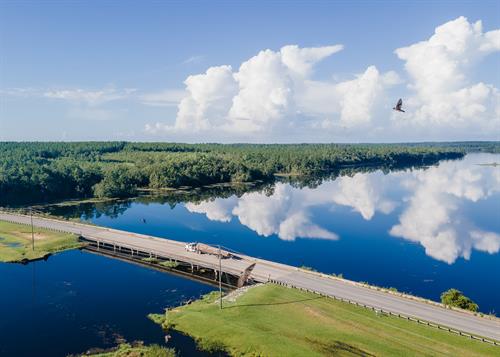 Gallery Image Aerial_Bridge_Mississippi_River_Clouds_Birds_0149-.jpg