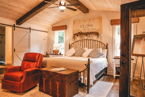 Gallery Image Bedroom.jpg