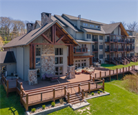 Suites at Silver Tree - Oakland