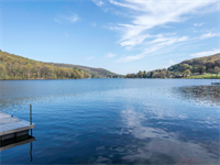 Cove Creek Lodge - Oakland