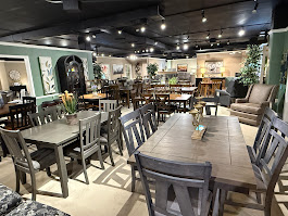 We carrya wide variety of dining sets