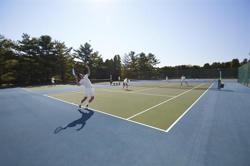 6 Outdoor Tennis Courts