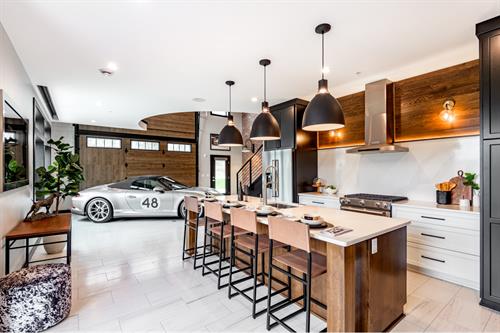 Gallery Image Car_Condo_ElkhartLake.jpg