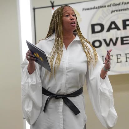 Gallery Image MW_Teaching_in_Shreveport.jpg