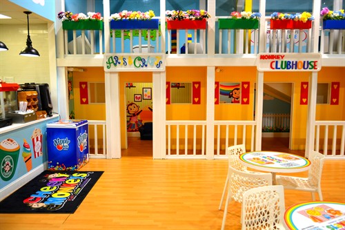 Clubhouse + Arts & Crafts