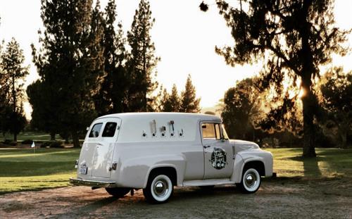 Gallery Image IMG_5584.jpg