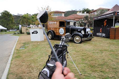 Gallery Image TapTruck_GolfTourn_ShowPony.JPG