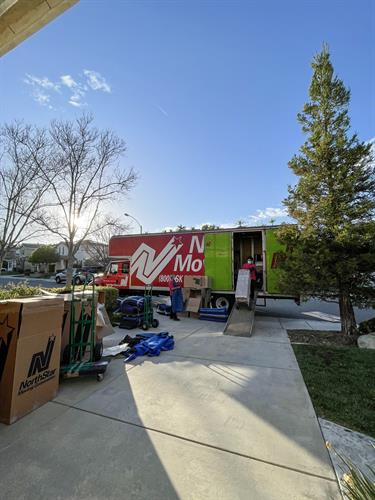 Gallery Image OC-movers-local-move.jpg