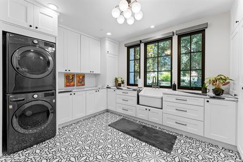 Gallery Image Photo20.jpg