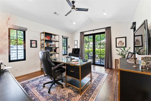 Gallery Image Photo23.jpg